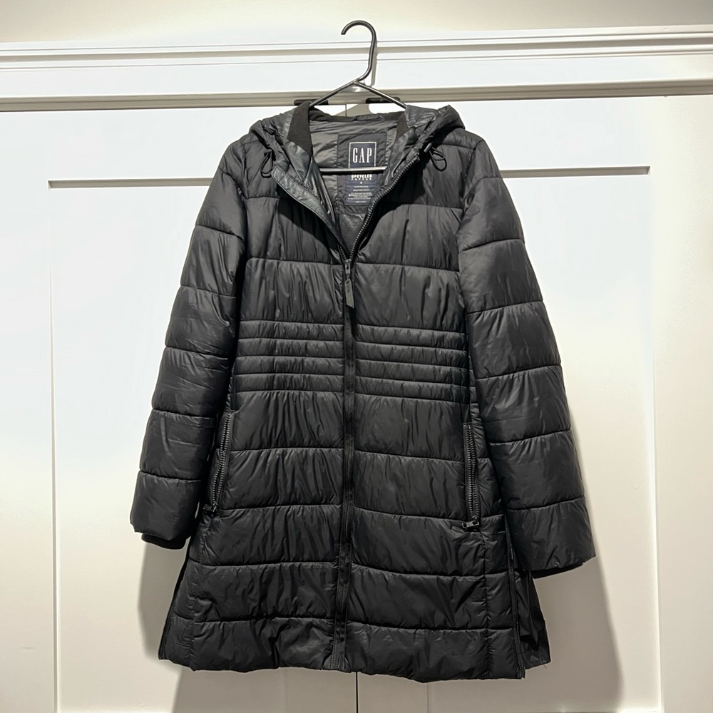 Gap Maternity Puffer Jacket (Size Small)